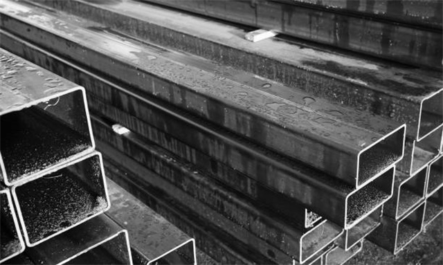 敦煌q345c<font style='color:red'>无缝方矩管</font>